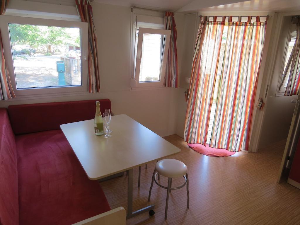 Camping Mia Bungalow & Mobile Home بيوغْغاد نا موغو المظهر الخارجي الصورة