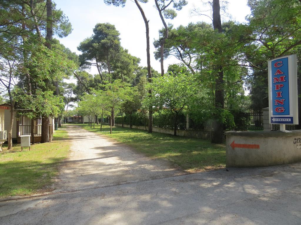 Camping Mia Bungalow & Mobile Home بيوغْغاد نا موغو المظهر الخارجي الصورة